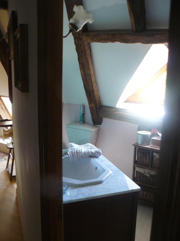 Chambres D'Hotes & Gites Pouget Les Eyzies Room photo